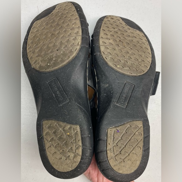 Cobb Hill by New Balance BLK Leather Fisherman Sandals, 7W Fall Sale - Picture 8 of 10